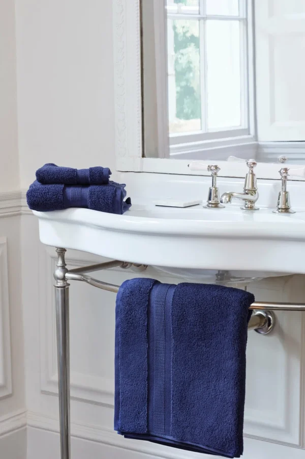 Jasper Conran Zero Twist Cotton Lightweight Soft Fast Drying Towel Store